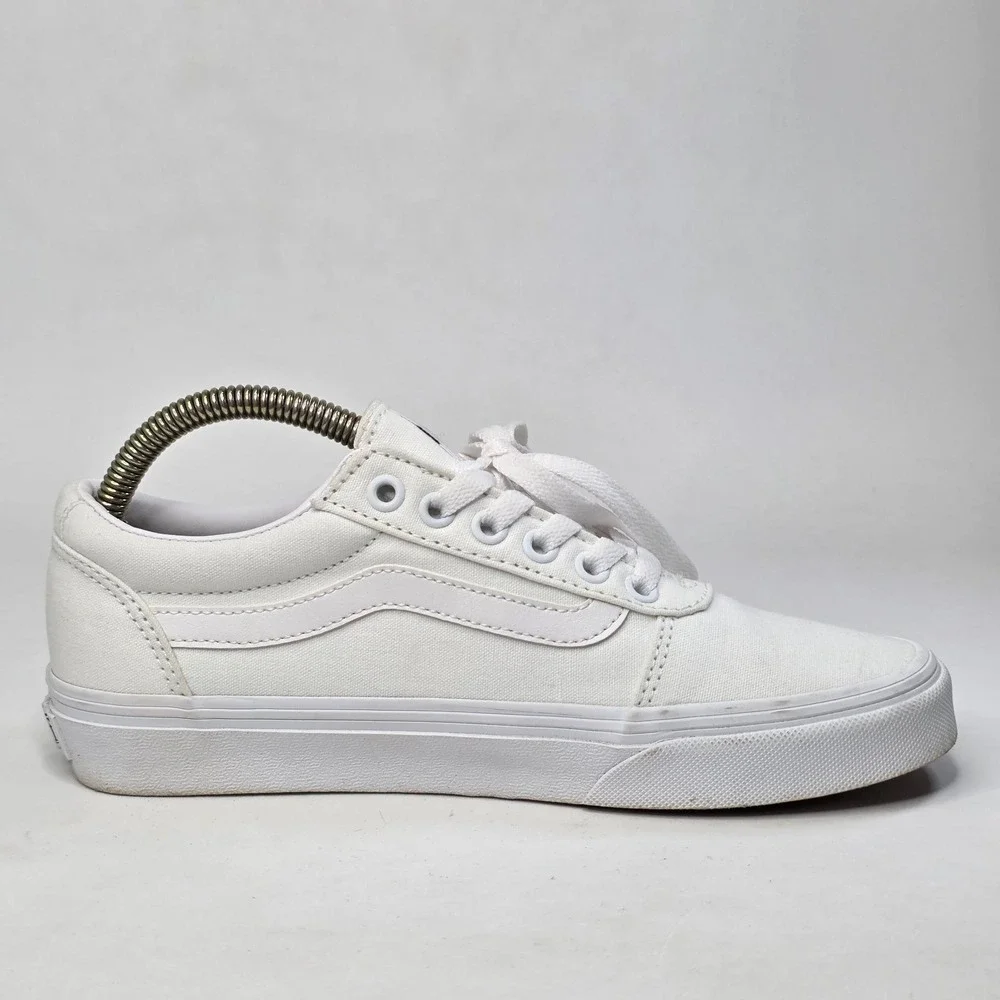 Vans Ward Sneakers Womens Size 7 White Canvas Casual Skate Low Top Classic Shoes